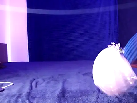 Madu 19 online show from 11.13.25