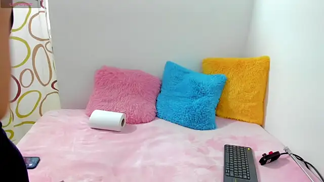 sweetnia online show from 12.03.24