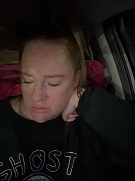 cinnatitties online show from 11.05.25