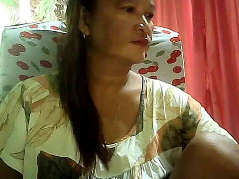 Snapshot of hott_scarlett chatting on 05.09.26 hott scarlett online show from 05.09.26