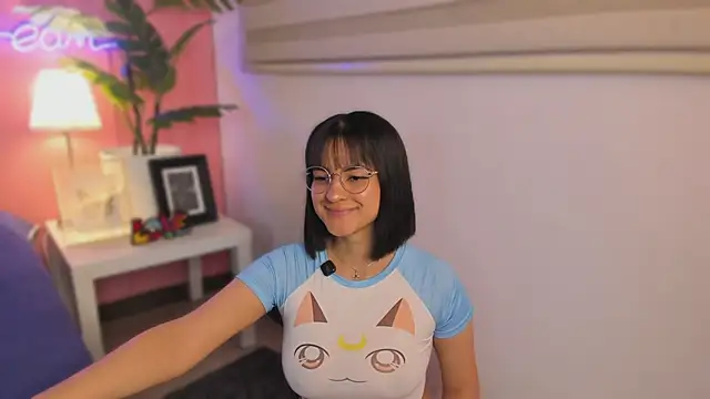 SoySaraa online show from 11.04.25