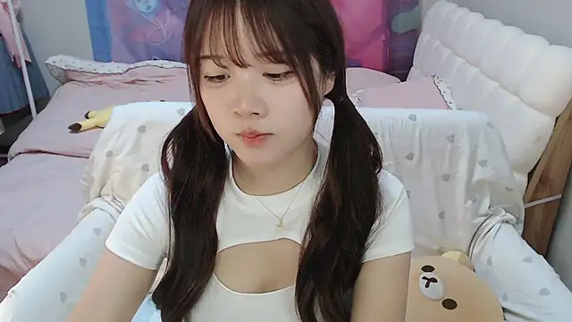 Sakura Anne online show from 02.23.25