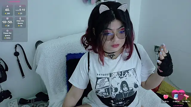 Snapshot of Catwhite_ chatting on 09.16.25 Catwhite  online show from 09.16.25