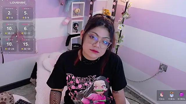 Catwhite  online show from 04.18.26