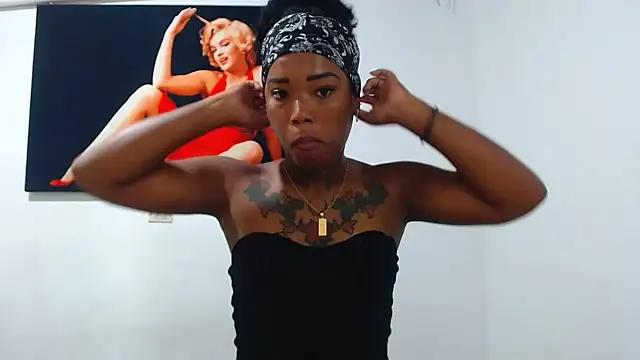 Snapshot of khendraDab chatting on 09.27.25 khendraDab online show from 09.27.25