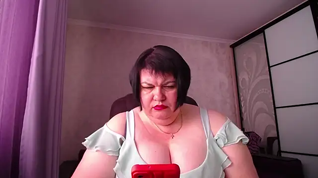 JuicyLady Di online show from 09.17.25