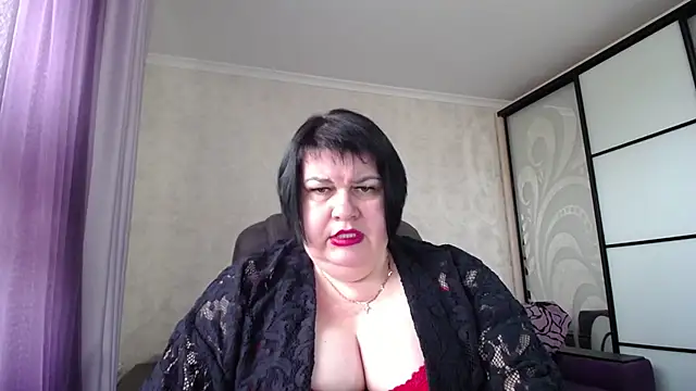 JuicyLady Di online show from 09.28.25