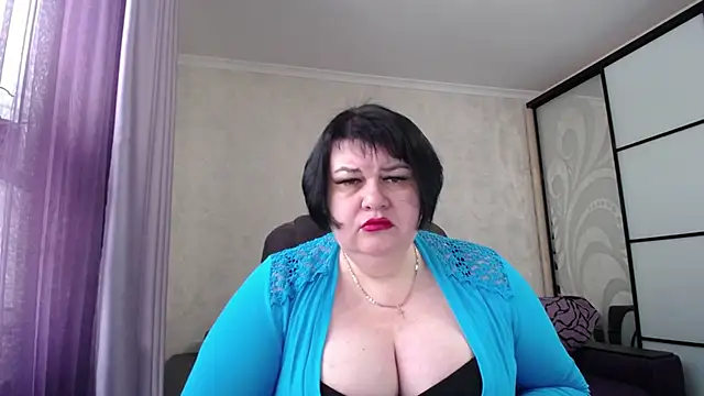 JuicyLady Di online show from 02.26.26