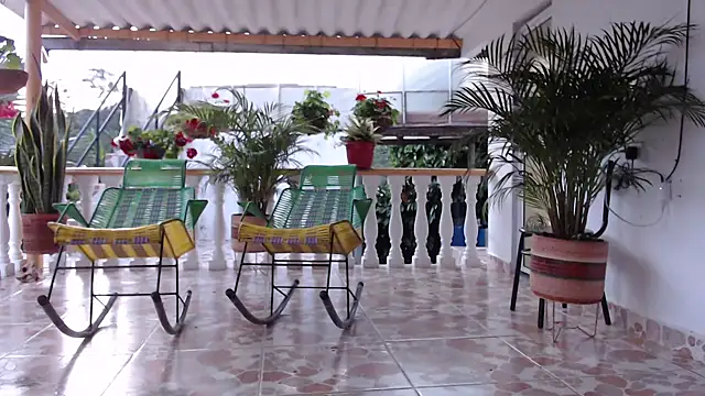 maya hottt online show from 12.18.25