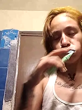 Snapshot of fablob23 chatting on 04.05.26 fablob23 online show from 04.05.26