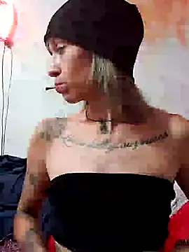 Snapshot of fablob23 chatting on 04.22.26 fablob23 online show from 04.22.26
