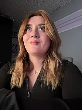 Snapshot of Sam_Thompsoon_ chatting on 02.11.25 Sam Thompsoon online show from 02.11.25