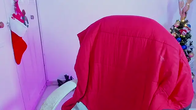 danielahot66 online show from 12.17.25