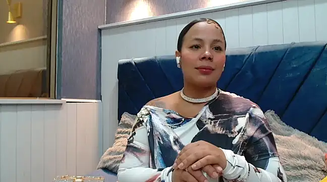 EmilyQueen3x online show from 02.22.25