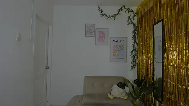 hornyprincess   online show from 11.07.25