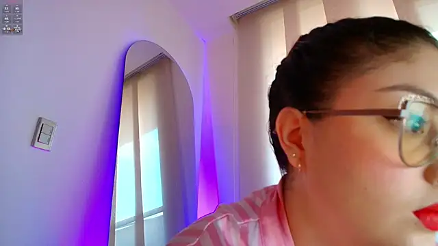 Snapshot of Pleasure_Vibes23 chatting on 11.07.25 Pleasure Vibes23 online show from 11.07.25