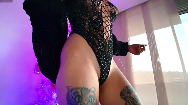 Snapshot of Pleasure_Vibes23 chatting on 11.10.25 Pleasure Vibes23 online show from 11.10.25