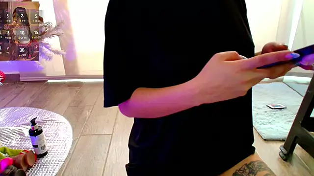 Snapshot of Pleasure_Vibes23 chatting on 11.21.25 Pleasure Vibes23 online show from 11.21.25