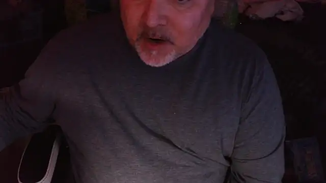 Snapshot of Drake_DVamp chatting on 02.09.25 Drake DVamp online show from 02.09.25