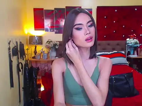 MeatyhorsecockMistress online show from 10.23.25