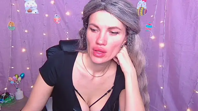 MilaLoona online show from 04.09.26