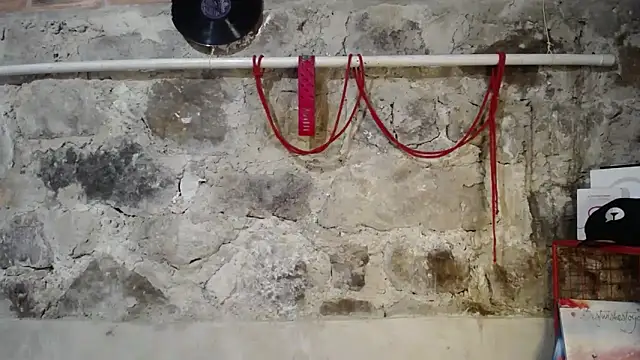 Snapshot of Cocain_Atenea chatting on 09.18.25 Cocain Atenea online show from 09.18.25