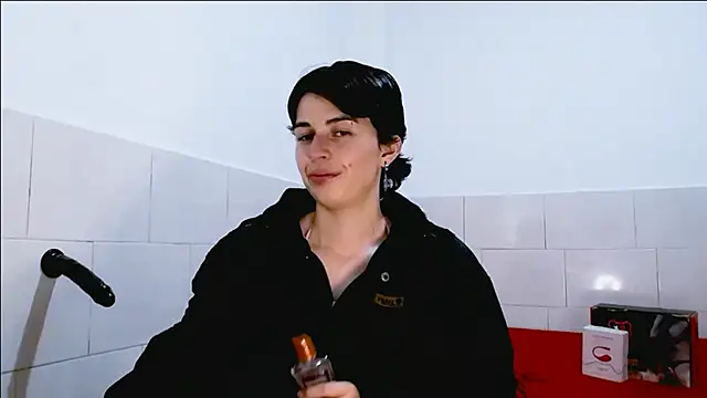 Snapshot of Cocain_Atenea chatting on 07.17.26 Cocain Atenea online show from 07.17.26