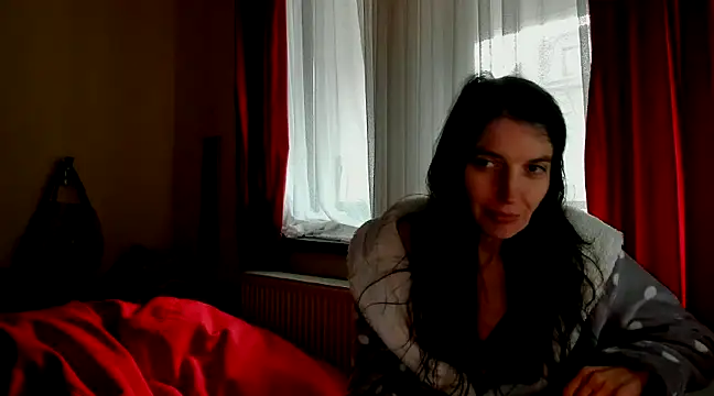 AliceisHome online show from 01.05.25