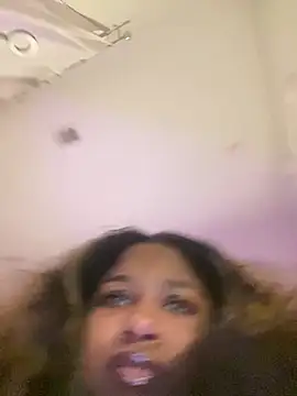 BigFineSelena online show from 02.03.26