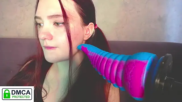 Snapshot of Alyssa___Scarlet chatting on 02.13.25 Alyssa Scarlet online show from 02.13.25