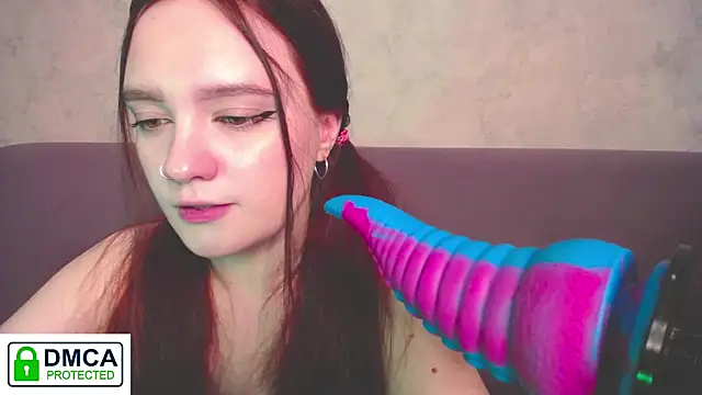 Snapshot of Alyssa___Scarlet chatting on 11.12.25 Alyssa Scarlet online show from 11.12.25