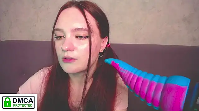 Snapshot of Alyssa___Scarlet chatting on 11.26.25 Alyssa Scarlet online show from 11.26.25