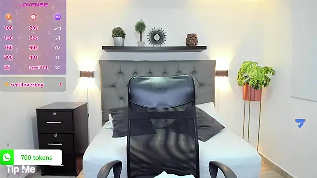 isabella florez online show from 01.14.25