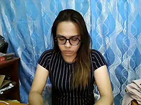 Your PrettyGirlxxx online show from 03.22.25