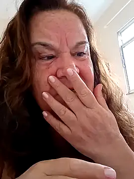 Yaya Mineira online show from 01.08.25