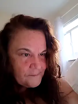 Yaya Mineira online show from 01.19.25