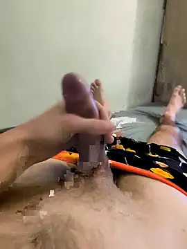 Snapshot of Koudy1 chatting on 10.11.25 Koudy1 online show from 10.11.25