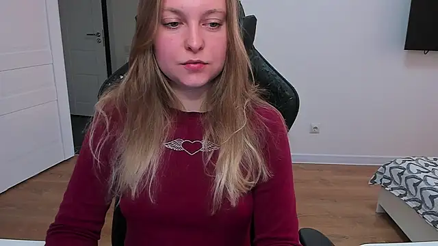 Snapshot of stacy_miracle chatting on 05.11.26 stacy miracle online show from 05.11.26