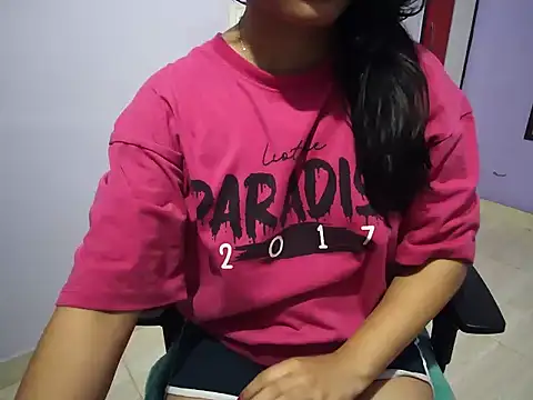 Snapshot of BabyNaina chatting on 07.26.26 BabyNaina online show from 07.26.26
