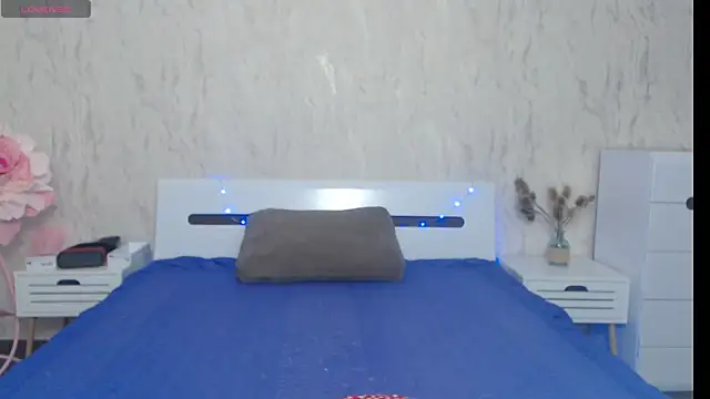 ZoeGrant online show from 02.27.25