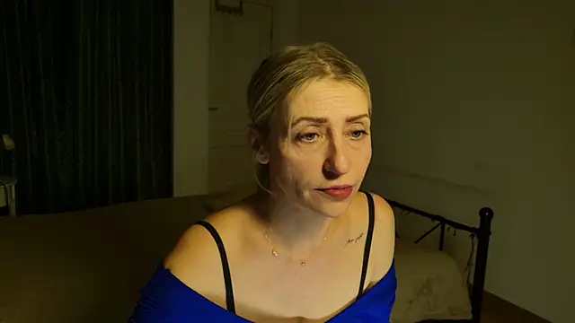 ZoeGrant online show from 03.07.26