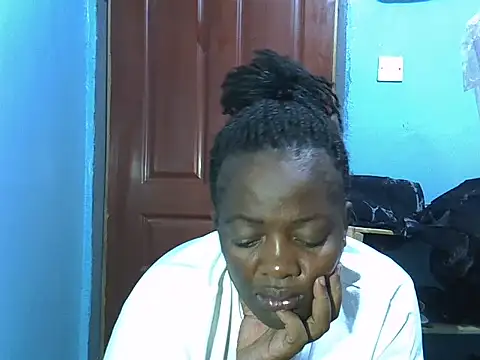 Snapshot of Ebonyceline chatting on 07.22.26 Ebonyceline online show from 07.22.26