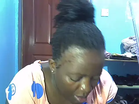 Snapshot of Ebonyceline chatting on 07.24.26 Ebonyceline online show from 07.24.26