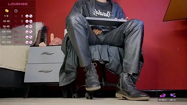 TomLover 12 online show from 11.06.25