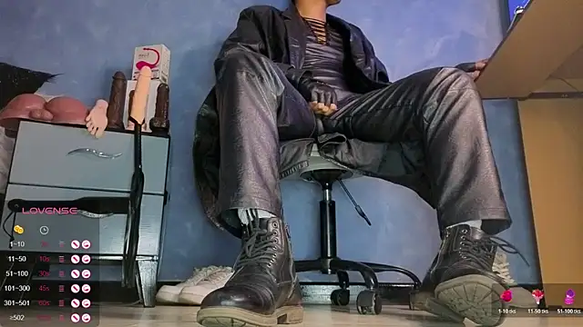 TomLover 12 online show from 04.08.26