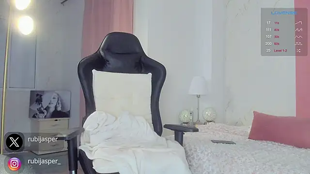 missrubijasper online show from 01.22.25