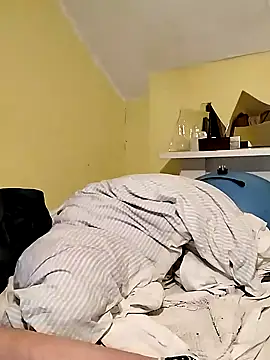 londonfuckwhore1 online show from 12.23.24