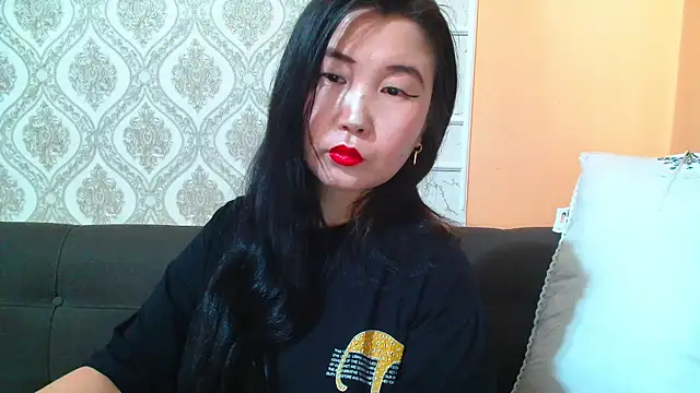 Bet Lu online show from 02.04.25