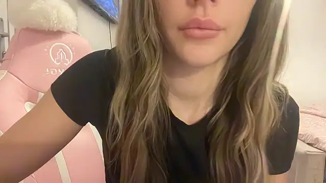 Lillymariee online show from 01.14.25