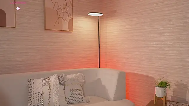 RoseFerrera online show from 05.20.26